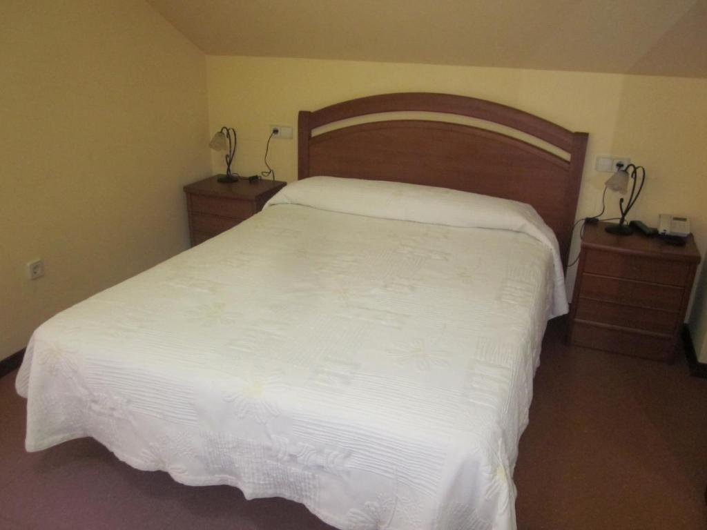 Hotel Restaurante Loureiro Bueu Chambre photo